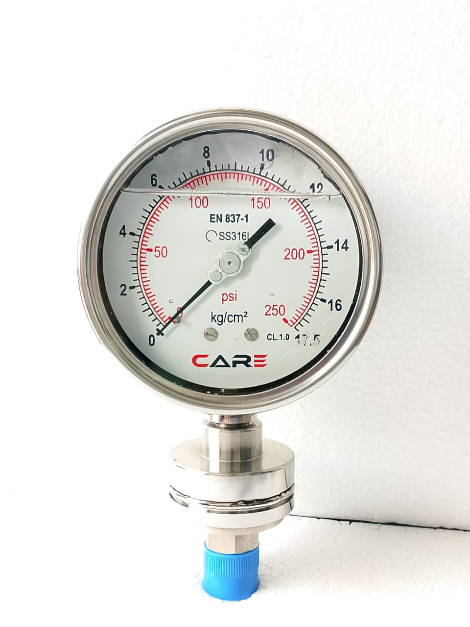 Pressure Gauge (Analog Dial) — view 1